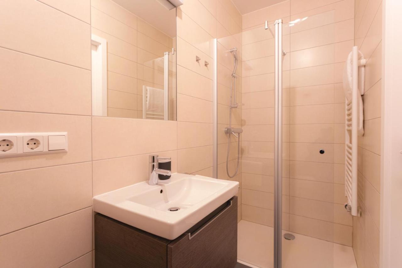 Origer Apartments By Rentaroo Luxembourg Ngoại thất bức ảnh